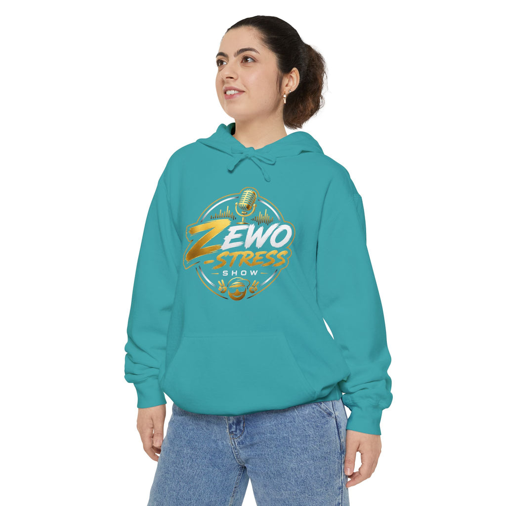 Z-Stress Hoodie — Relaxed Graphic Pullover with Gold Zen Design