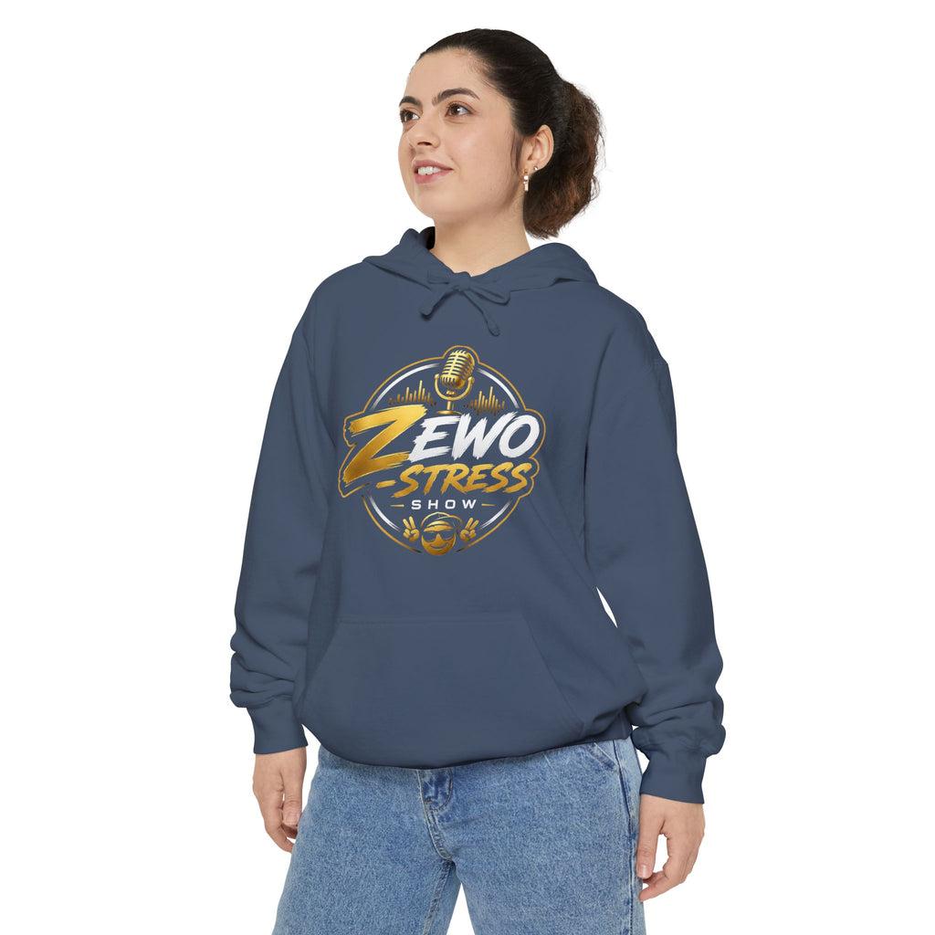 Z-Stress Hoodie — Relaxed Graphic Pullover with Gold Zen Design
