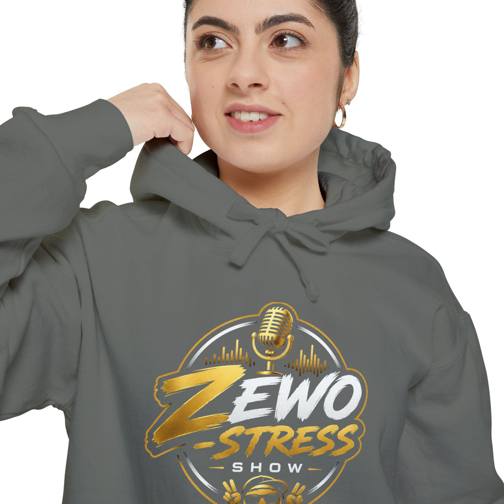Z-Stress Hoodie — Relaxed Graphic Pullover with Gold Zen Design